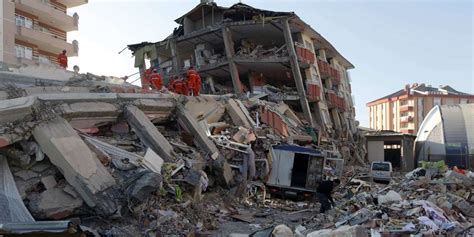 tremblement de terre turquie 2011